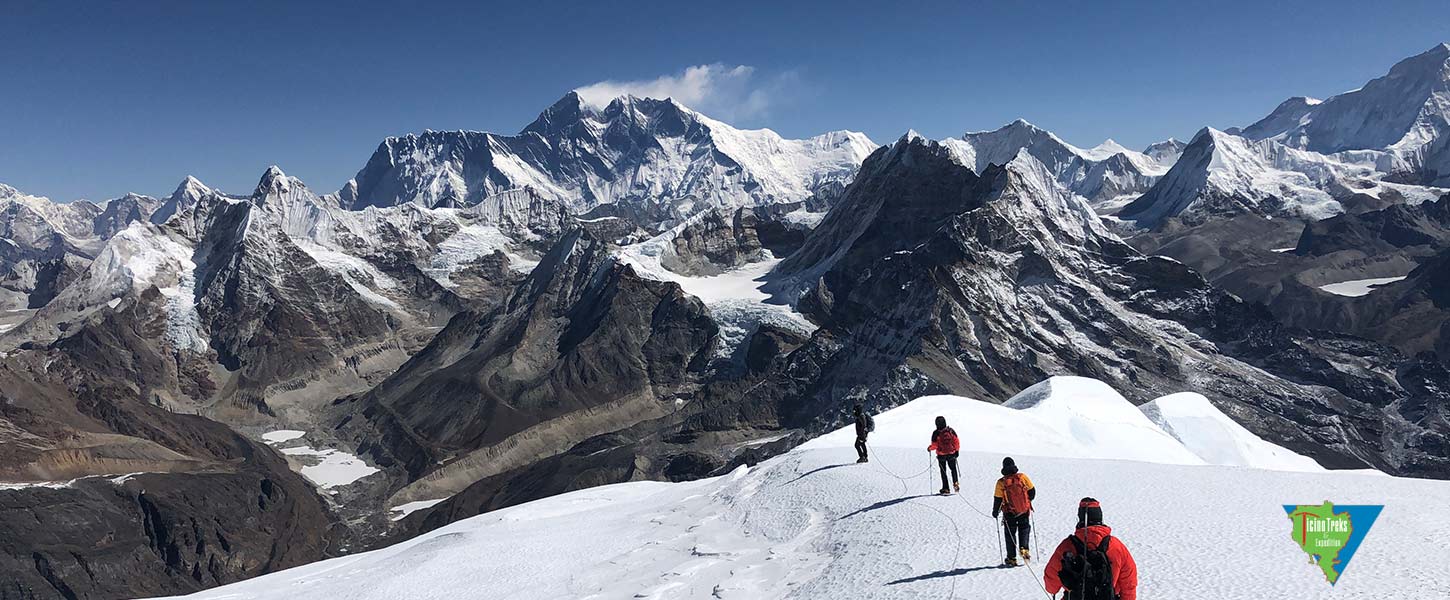 Amphu Laptsa & Mera Peak