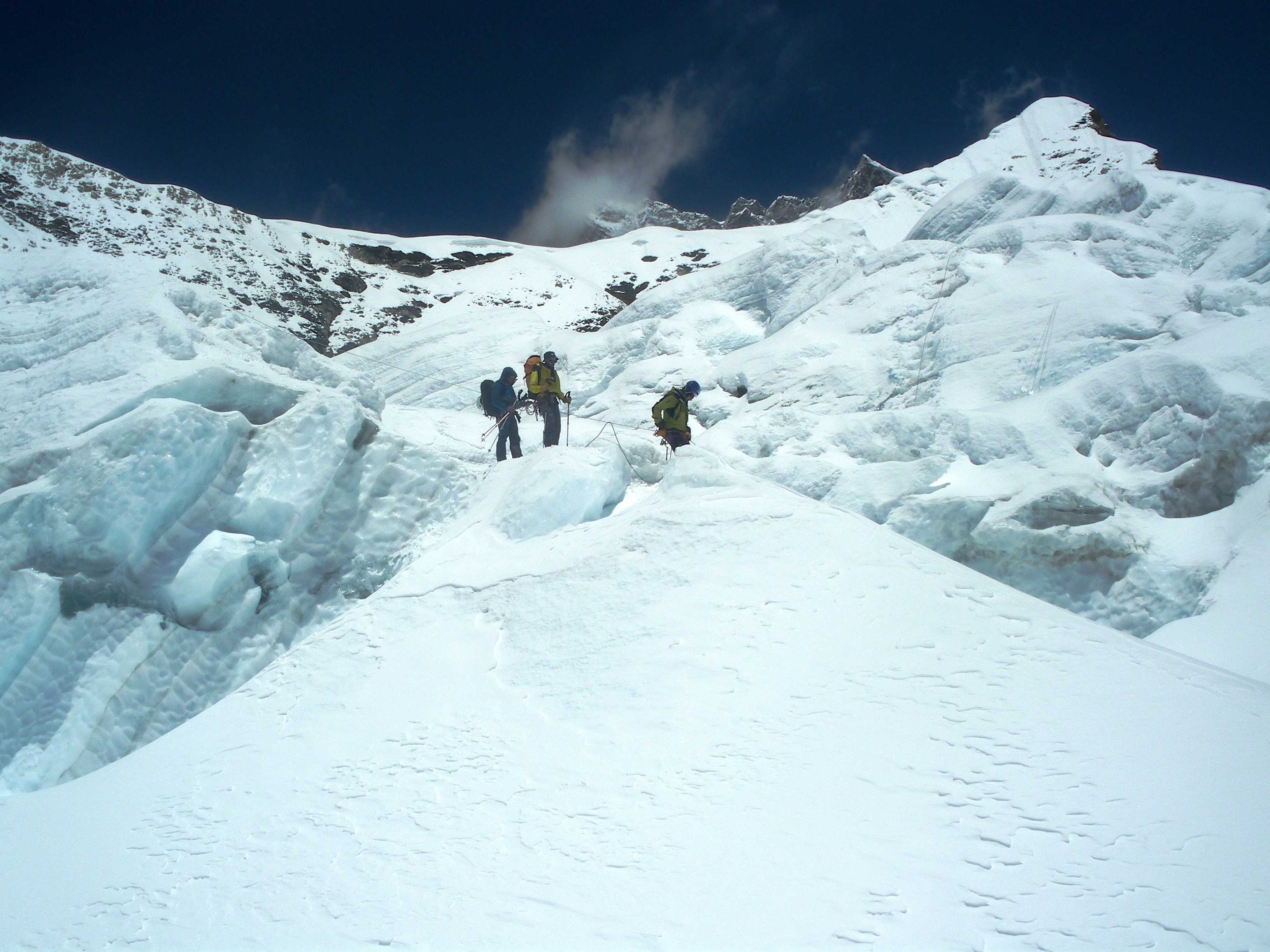 Island Peak Climbing & Trekking (6,189 m)