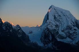 MT. CHOLATSE PEAK