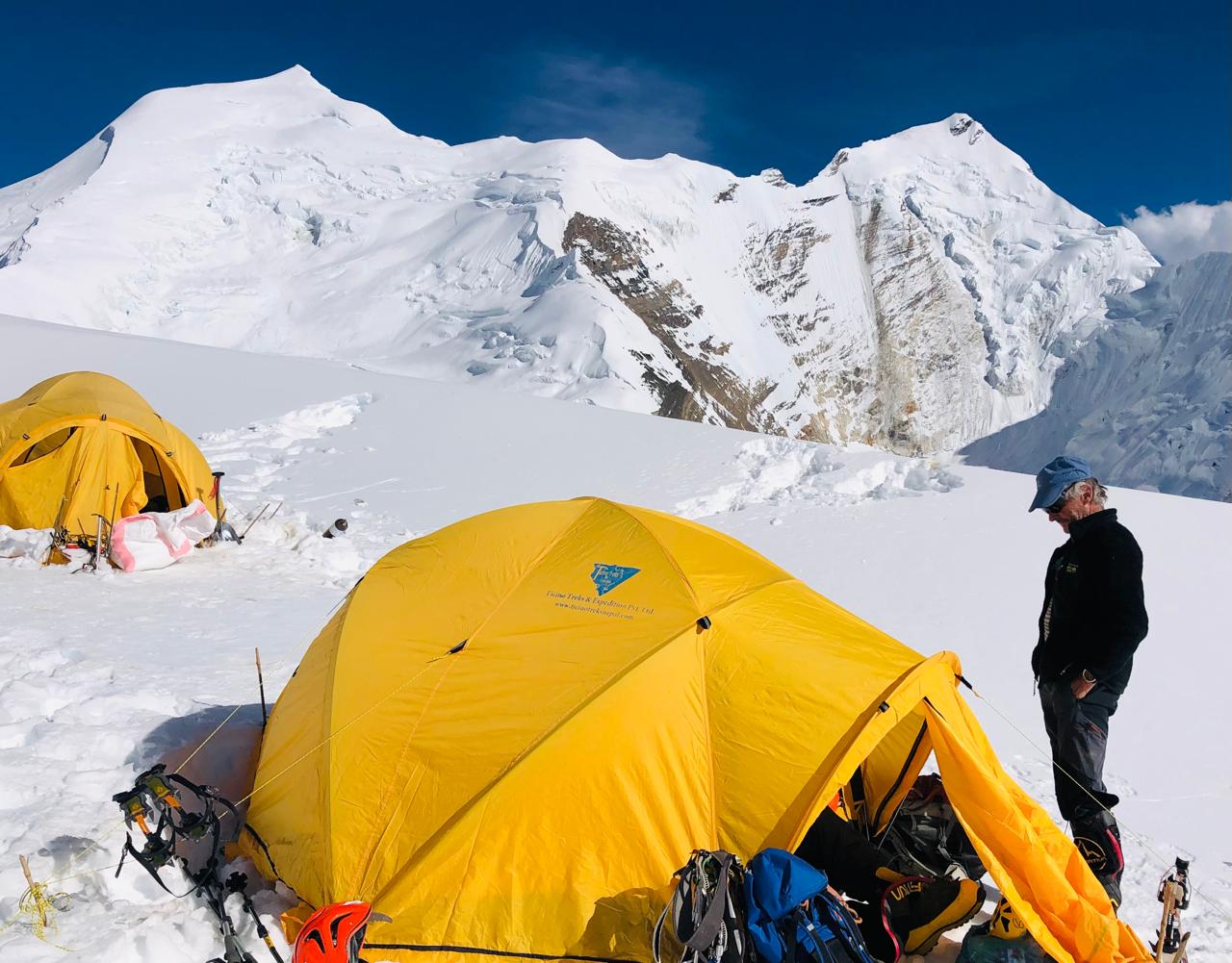Mt. Himlung Himal 7126m