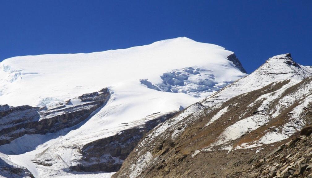 Mt. Putha Himchuli 7246 m