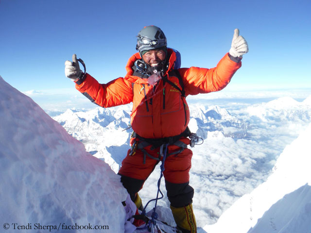 THREE PEAK CLIMBING (POKALDE, LOBUCHE, ISLAND PEAK)