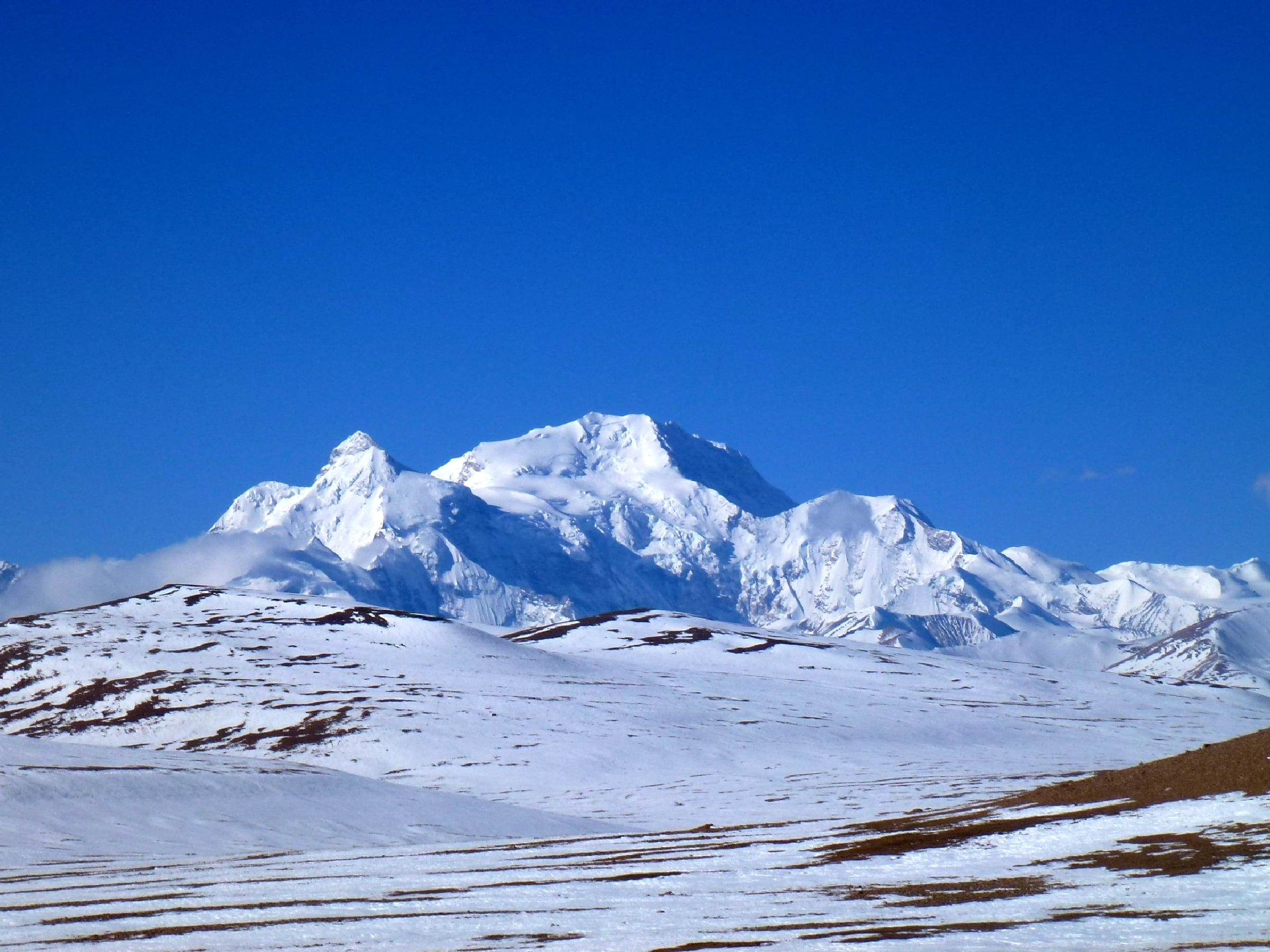 8000 M